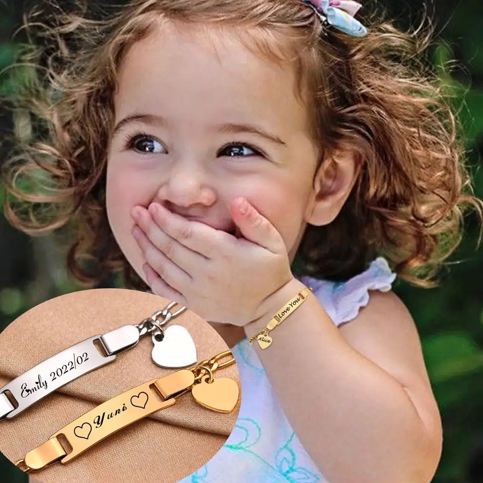 Customized name baby braclet with small heart