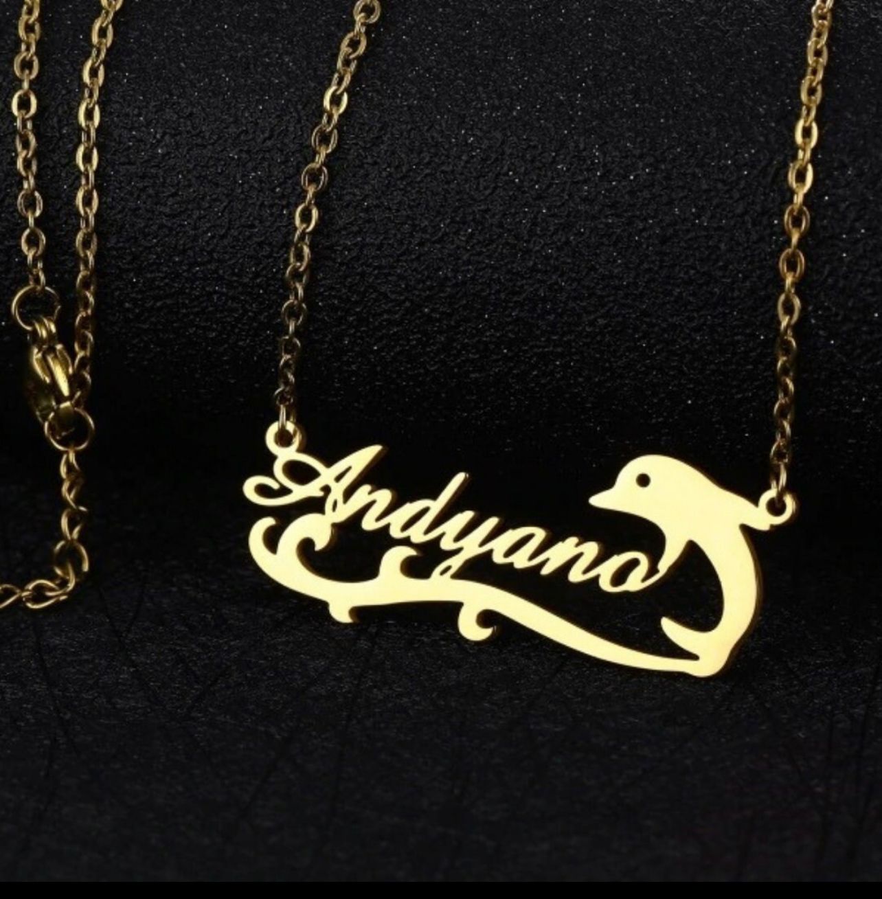 Cutomized dolphine necklace with your name